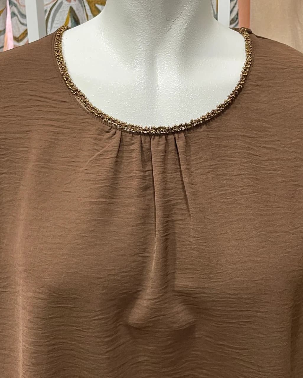 Blusa Escote Pedreria